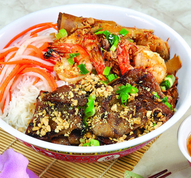 Charbroiled Pork Shrimp & Egg Roll Vermiceli